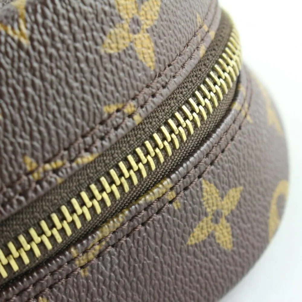 Louis Vuitton Monogram Toiletry 25 Trousse NM Cosmetic Pouch 6LV0123